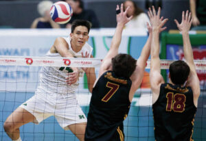 JAMM AQUINO / JAQUINO@STARADVERTISER.COM
Hawaii’s Alaka‘i Todd hits on Jan. 5.